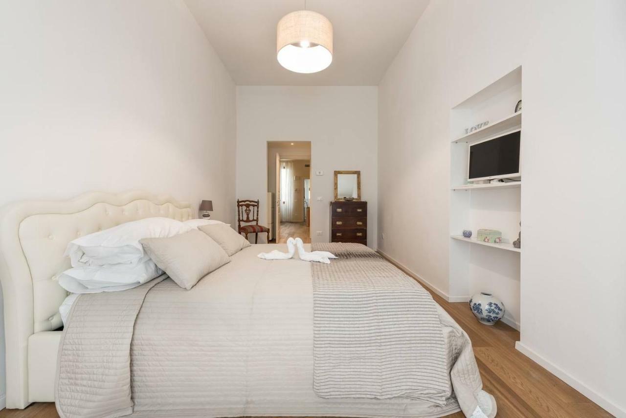 Apartament Perseus Suite フィレンツェ エクステリア 写真